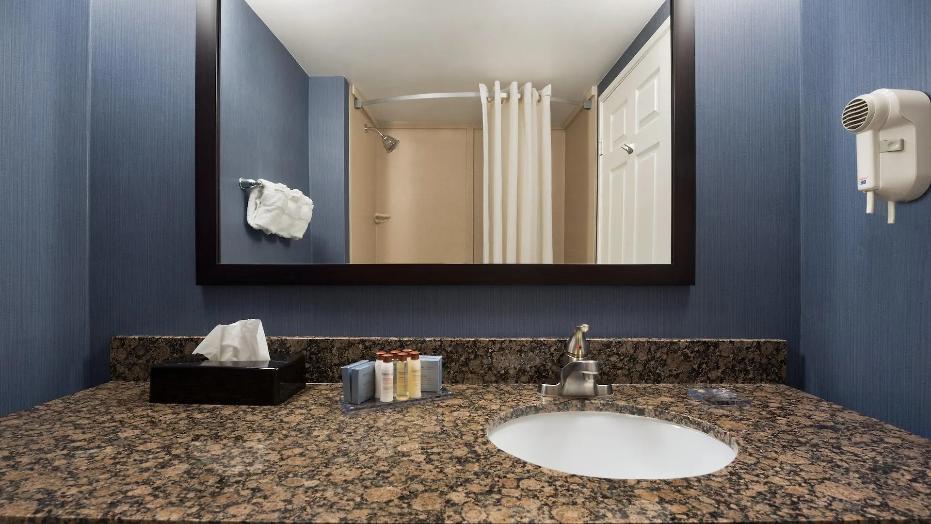 Holiday Inn Express St. Louis Arpt - Maryland Hgts, An Ihg Hotel Maryland Heights
