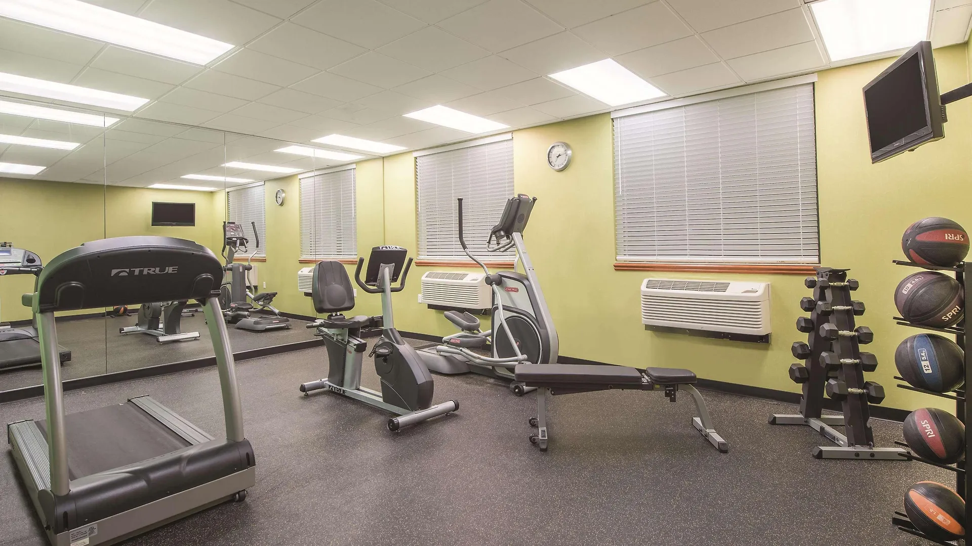 Holiday Inn Express St. Louis Arpt - Maryland Hgts, An Ihg Hotel Maryland Heights 2*,  United States