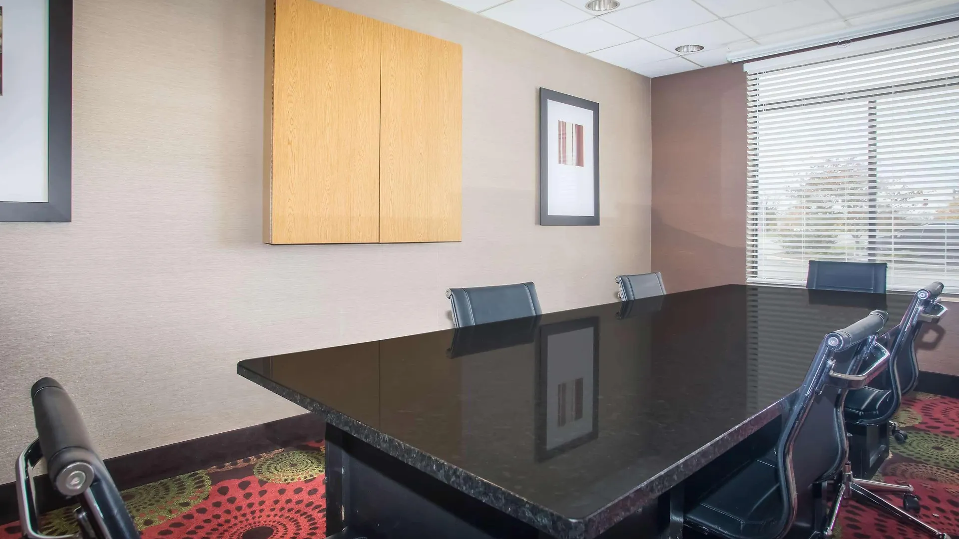 Holiday Inn Express St. Louis Arpt - Maryland Hgts, An Ihg Hotel Maryland Heights 2*,