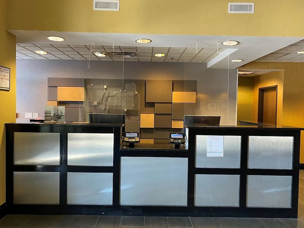 Holiday Inn Express St. Louis Arpt - Maryland Hgts, An Ihg Hotel Maryland Heights