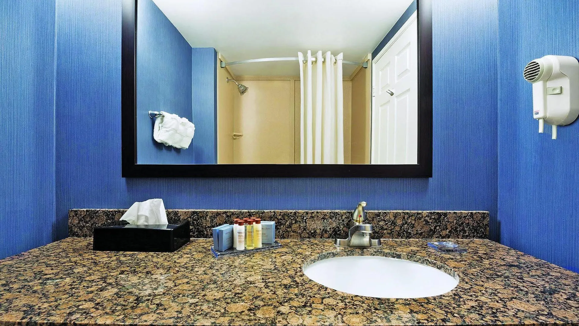 Holiday Inn Express St. Louis Arpt - Maryland Hgts, An Ihg Hotel Maryland Heights